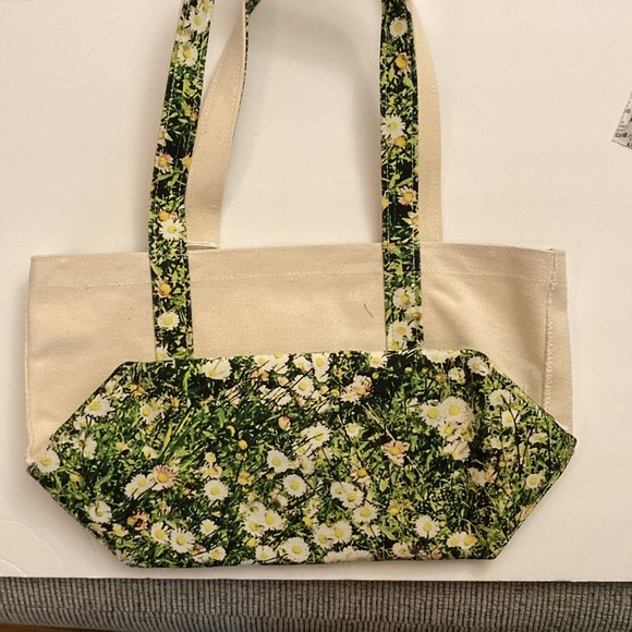 Baggu Floral Canvas Tote Bag Cream and Green NEW Daisy grass - Picture 3 of 11